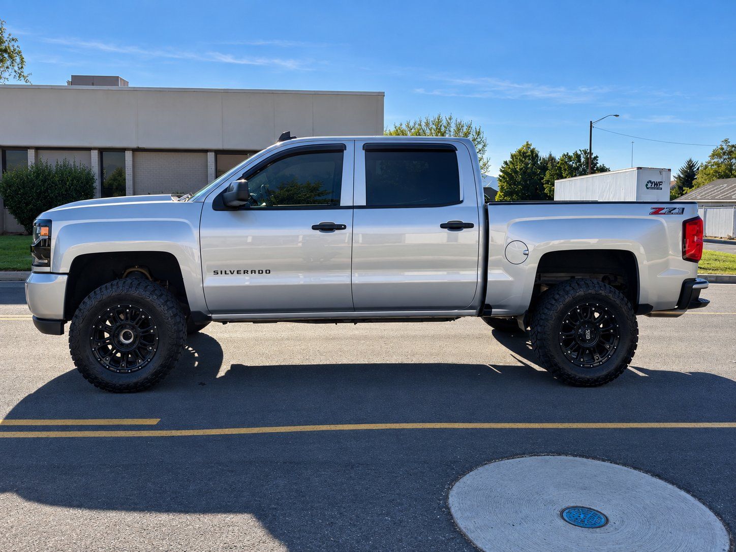 chevrolet silverado 1500 2018 3GCUKSECXJG540706 image chevrolet silverado 1500 2018 3GCUKSECXJG540706 image